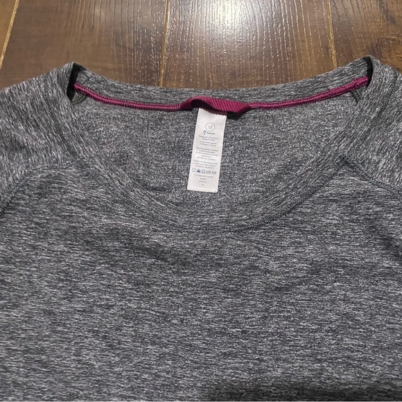 Ivivva Practice Ready Long sleeve in size 12 - Picture 2 of 6